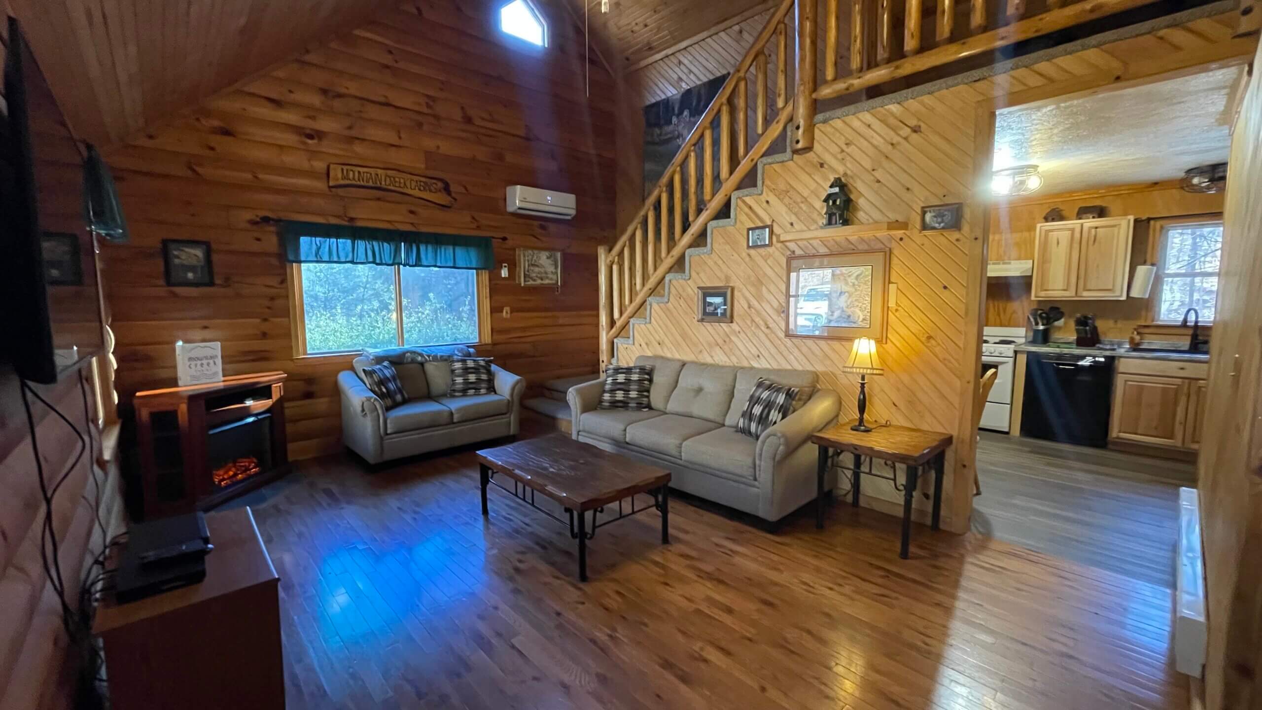 Cabin Rentals in West Virginia | Bobcat Cabin